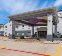Spark by Hilton Mansfield Exterior