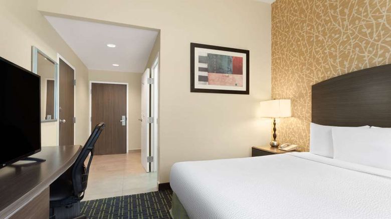 <b>Wyndham Garden Monterrey Aeropuerto Room</b>. Images powered by <a href="https://iceportal.shijigroup.com/" title="IcePortal" target="_blank">IcePortal</a>.
