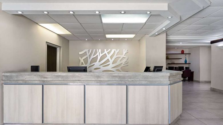 <b>Wyndham Garden Monterrey Aeropuerto Lobby</b>. Images powered by <a href="https://iceportal.shijigroup.com/" title="IcePortal" target="_blank">IcePortal</a>.