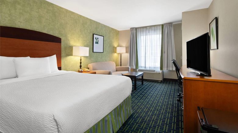 <b>Wyndham Garden Monterrey Aeropuerto Room</b>. Images powered by <a href="https://iceportal.shijigroup.com/" title="IcePortal" target="_blank">IcePortal</a>.