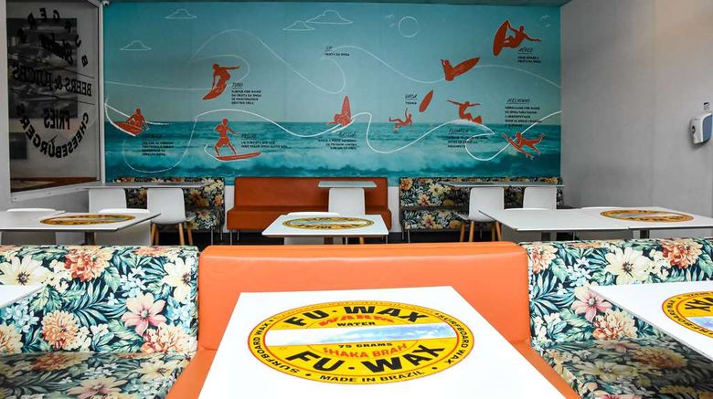 <b>Ramada Encore by Wyndham Guaruja Restaurant</b>. Images powered by <a href="https://iceportal.shijigroup.com/" title="IcePortal" target="_blank">IcePortal</a>.