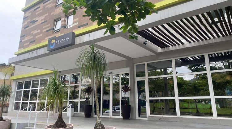 Ramada Encore by Wyndham Guaruja Exterior