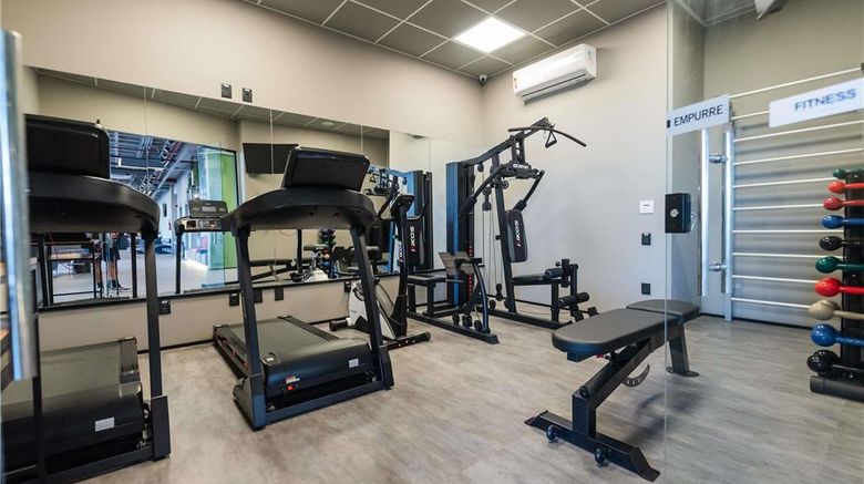 <b>ibis Tubarao Health</b>. Images powered by <a href="https://iceportal.shijigroup.com/" title="IcePortal" target="_blank">IcePortal</a>.