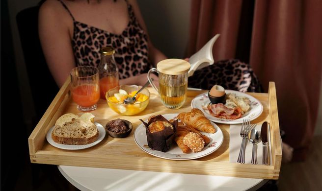 SquareLodgeHotel, Handwritten Coll Exterior