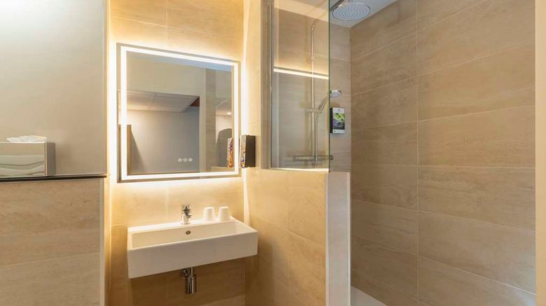 <b>Sure Hotel by Best Western Caen Memorial Room</b>. Images powered by <a href="https://iceportal.shijigroup.com/" title="IcePortal" target="_blank">IcePortal</a>.