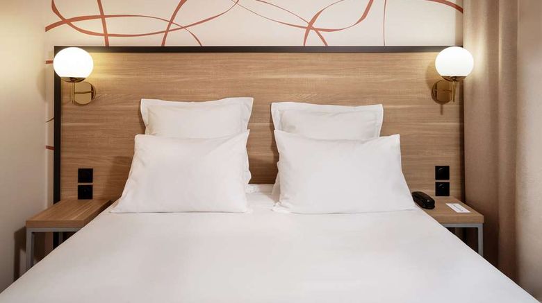 <b>Sure Hotel by Best Western Caen Memorial Room</b>. Images powered by <a href="https://iceportal.shijigroup.com/" title="IcePortal" target="_blank">IcePortal</a>.