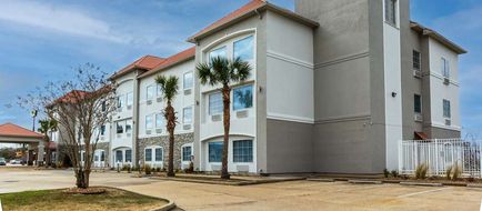 Comfort Inn & Suites New Iberia Exterior