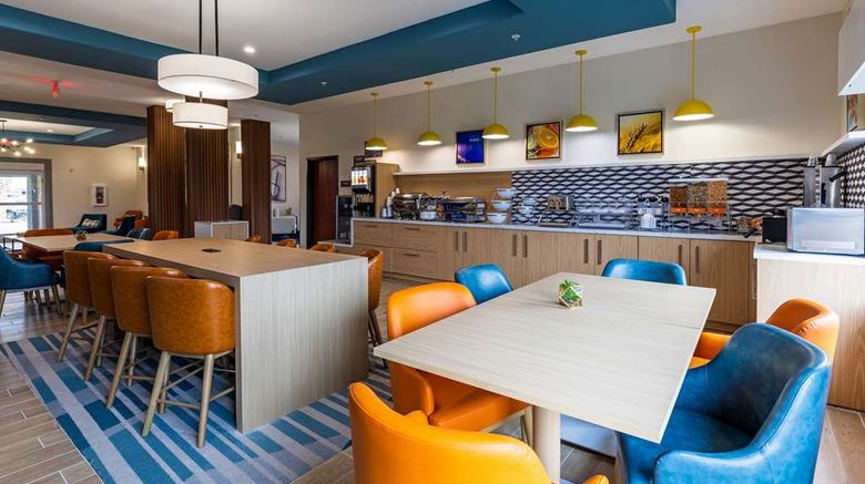 <b>Comfort Inn & Suites New Iberia Restaurant</b>. Images powered by <a href="https://iceportal.shijigroup.com/" title="IcePortal" target="_blank">IcePortal</a>.
