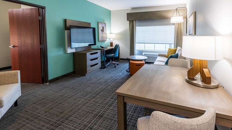 <b>Comfort Inn & Suites New Iberia Suite</b>. Images powered by <a href="https://iceportal.shijigroup.com/" title="IcePortal" target="_blank">IcePortal</a>.