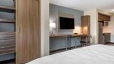 MainStay Suites Milwaukee/Franklin Room