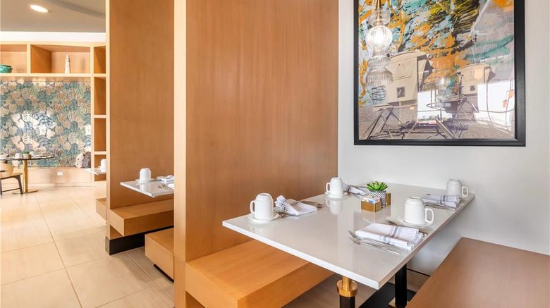 <b>Cambria Hotel Rehoboth Beach Restaurant</b>. Images powered by <a href="https://iceportal.shijigroup.com/" title="IcePortal" target="_blank">IcePortal</a>.