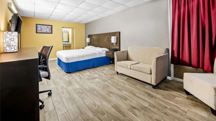 Econo Lodge Gretna New Orleans Suite