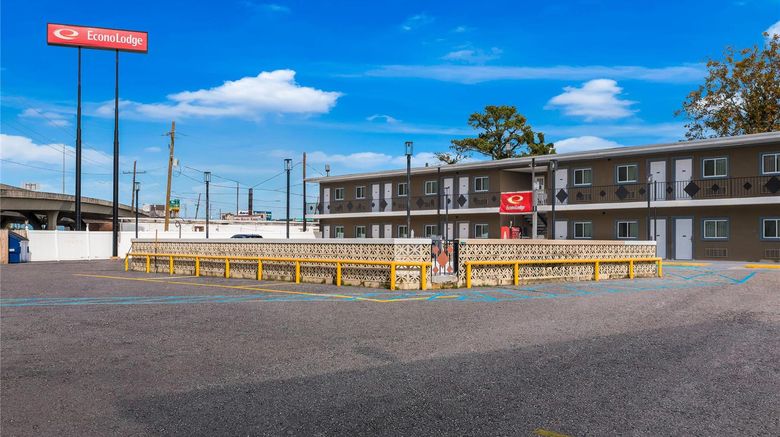 <b>Econo Lodge Gretna New Orleans Exterior</b>. Images powered by <a href="https://iceportal.shijigroup.com/" title="IcePortal" target="_blank">IcePortal</a>.