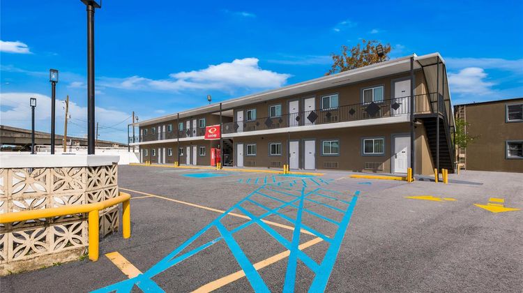 Econo Lodge Gretna New Orleans Exterior