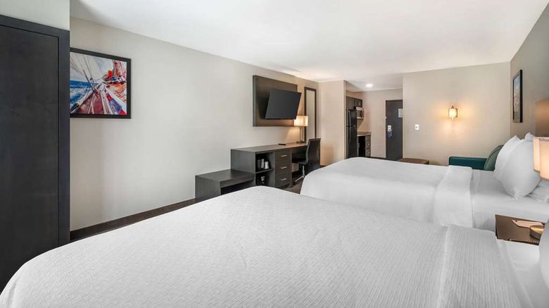 <b>Best Western Plus Bluffton/Hilton Head Suite</b>. Images powered by <a href="https://iceportal.shijigroup.com/" title="IcePortal" target="_blank">IcePortal</a>.