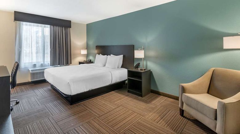 <b>Best Western Plus Bluffton/Hilton Head Room</b>. Images powered by <a href="https://iceportal.shijigroup.com/" title="IcePortal" target="_blank">IcePortal</a>.
