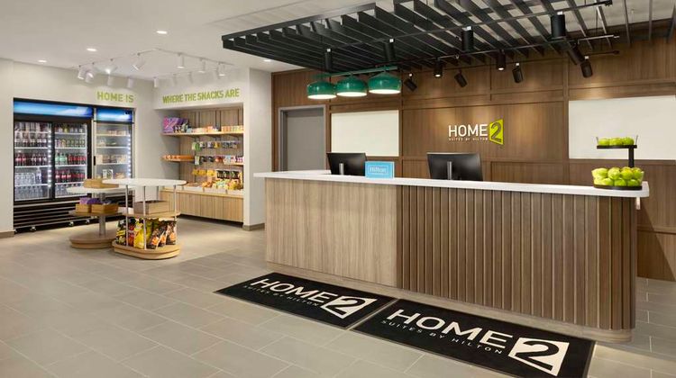 Home2 Suites Hilton San Juan Lobby
