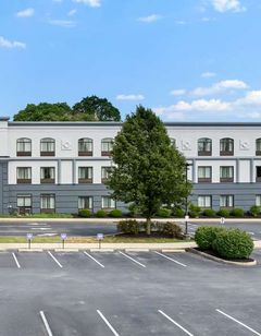 Spark by Hilton Lancaster Dutch Country