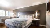 <b>Rodeway Inn Hwy 101 Tully Rd Exit Room</b>. Images powered by <a href="https://iceportal.shijigroup.com/" title="IcePortal" target="_blank">IcePortal</a>.