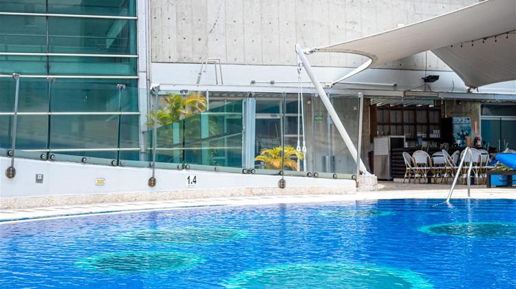 Decapolis Hotel Panama City Pool
