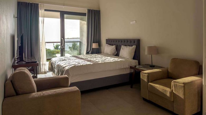 <b>Ramada Suites Seafront Coral Coast Room</b>. Images powered by <a href="https://iceportal.shijigroup.com/" title="IcePortal" target="_blank">IcePortal</a>.