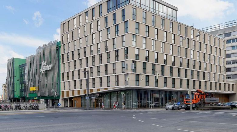 <b>Radisson Hotel Graz Exterior</b>. Images powered by <a href="https://iceportal.shijigroup.com/" title="IcePortal" target="_blank">IcePortal</a>.
