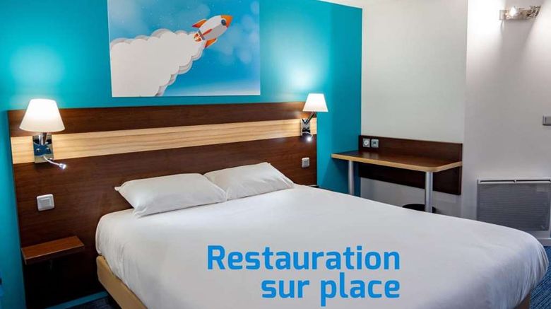 <b>Hotel Les Mureaux-Flins Room</b>. Images powered by <a href="https://iceportal.shijigroup.com/" title="IcePortal" target="_blank">IcePortal</a>.