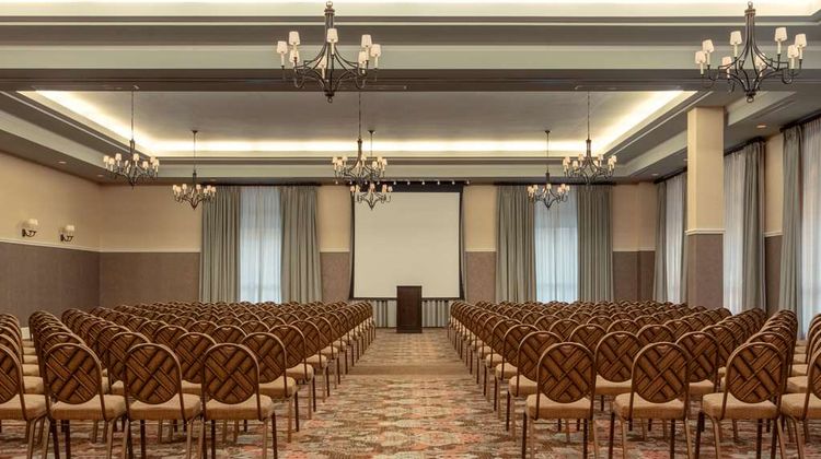 Embassy Suites Savannah Meeting