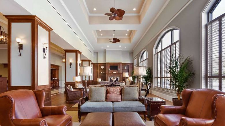 <b>Embassy Suites Savannah Lobby</b>. Images powered by <a href="https://iceportal.shijigroup.com/" title="IcePortal" target="_blank">IcePortal</a>.