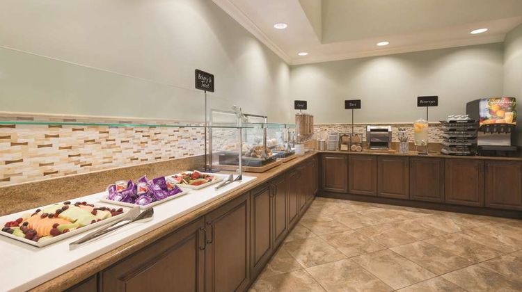 Embassy Suites Savannah Restaurant