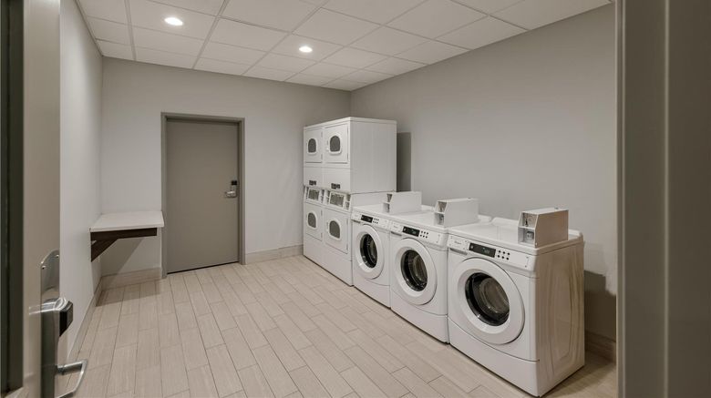 <b>Spark by Hilton Midland South Recreation</b>. Images powered by <a href="https://iceportal.shijigroup.com/" title="IcePortal" target="_blank">IcePortal</a>.