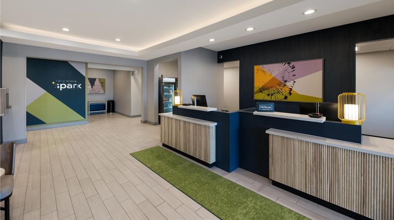 <b>Spark by Hilton Midland South Lobby</b>. Images powered by <a href="https://iceportal.shijigroup.com/" title="IcePortal" target="_blank">IcePortal</a>.