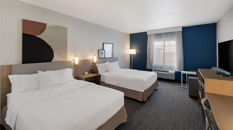 <b>Spark by Hilton Midland South Room</b>. Images powered by <a href="https://iceportal.shijigroup.com/" title="IcePortal" target="_blank">IcePortal</a>.