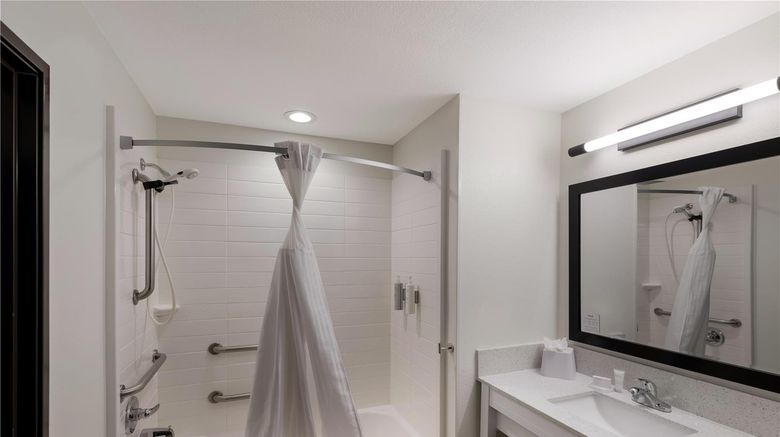 <b>Spark by Hilton Midland South Room</b>. Images powered by <a href="https://iceportal.shijigroup.com/" title="IcePortal" target="_blank">IcePortal</a>.