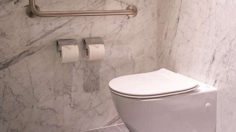 <b>Hilton Saigon Room</b>. Images powered by <a href="https://iceportal.shijigroup.com/" title="IcePortal" target="_blank">IcePortal</a>.