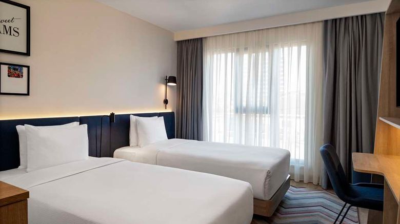 <b>Hampton by Hilton Merter Room</b>. Images powered by <a href="https://iceportal.shijigroup.com/" title="IcePortal" target="_blank">IcePortal</a>.