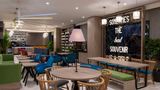 Hampton by Hilton Merter Lobby