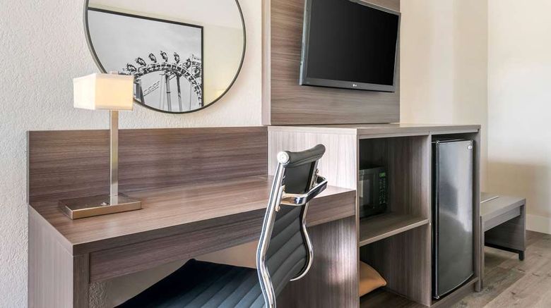 <b>Super 8 by Wyndham Near Florida Mall Room</b>. Images powered by <a href="https://iceportal.shijigroup.com/" title="IcePortal" target="_blank">IcePortal</a>.