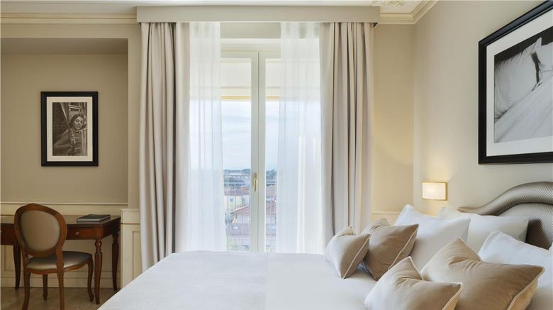 <b>Grand Hotel Imperiale Suite</b>. Images powered by <a href="https://iceportal.shijigroup.com/" title="IcePortal" target="_blank">IcePortal</a>.