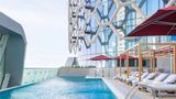 <b>Swissotel Corniche Park Towers Doha Pool</b>. Images powered by <a href="https://iceportal.shijigroup.com/" title="IcePortal" target="_blank">IcePortal</a>.