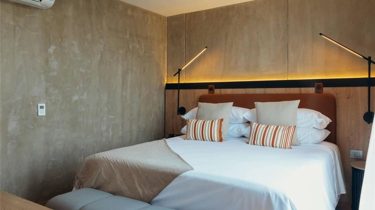Faranda Collection-Radisson Individuals Suite