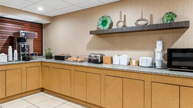 <b>Quality Inn Slidell I10 Restaurant</b>. Images powered by <a href="https://iceportal.shijigroup.com/" title="IcePortal" target="_blank">IcePortal</a>.
