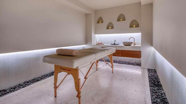 <b>Isla Brown Corinthia Resort & Spa-Curio Recreation</b>. Images powered by <a href="https://iceportal.shijigroup.com/" title="IcePortal" target="_blank">IcePortal</a>.