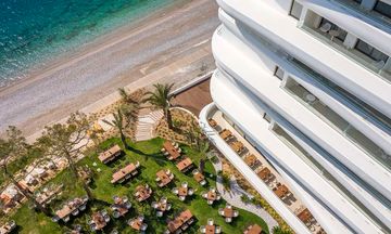 Isla Brown Corinthia Resort & Spa-Curio