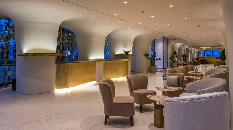 <b>Isla Brown Corinthia Resort & Spa-Curio Lobby</b>. Images powered by <a href="https://iceportal.shijigroup.com/" title="IcePortal" target="_blank">IcePortal</a>.