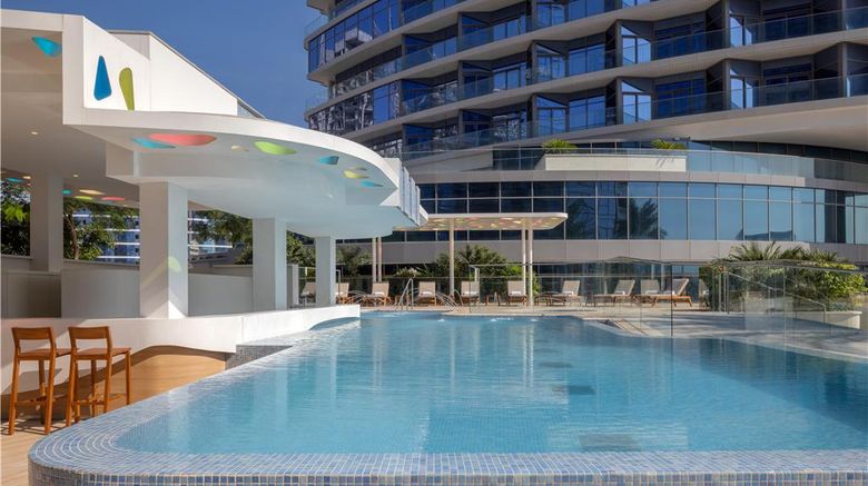 <b>Hilton Dubai Creek Hotel & Residences Pool</b>. Images powered by <a href="https://iceportal.shijigroup.com/" title="IcePortal" target="_blank">IcePortal</a>.
