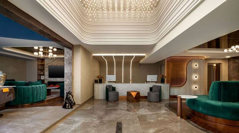 <b>Boreas Hotel, Trademark Collection Lobby</b>. Images powered by <a href="https://iceportal.shijigroup.com/" title="IcePortal" target="_blank">IcePortal</a>.