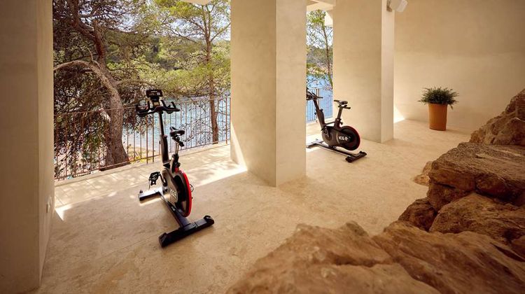 Cala San Miguel Ibiza Resort, Curio Coll Health