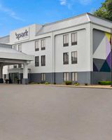 Spark by Hilton Newcomerstown