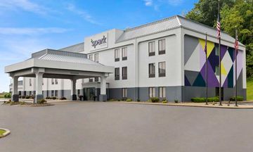 Spark by Hilton Newcomerstown